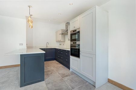 2 bedroom flat to rent - Photo 3