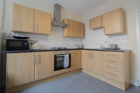 110 Berkeley Street - Photo 2