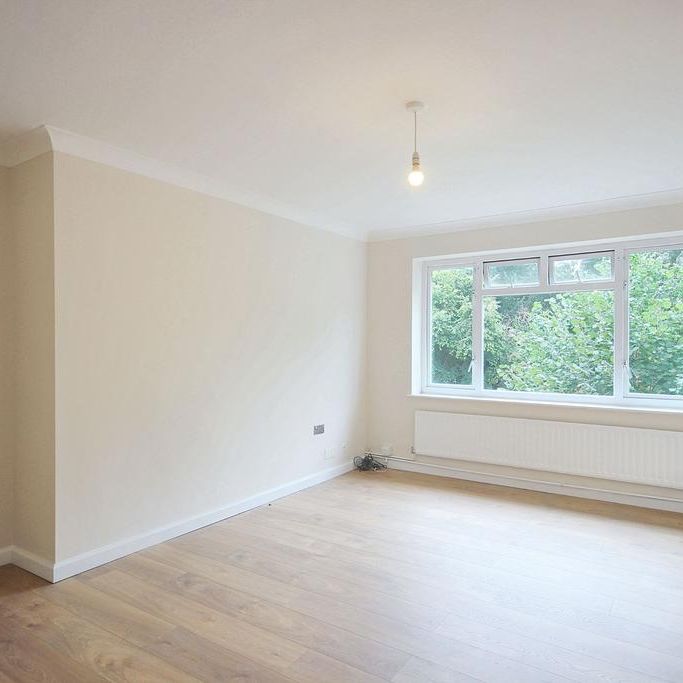 2 bedroom maisonette to rent - Photo 1