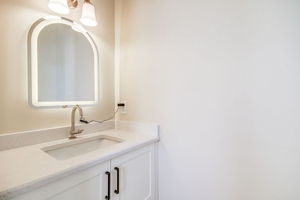 For Lease - 123 Gzowski Street, Guelph/Eramosa, Ontario - Photo 1