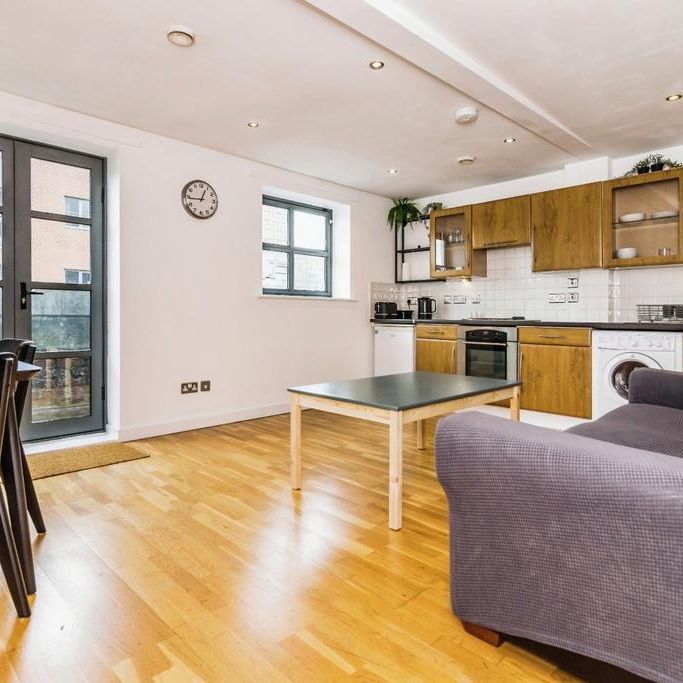 1 bedroom apartment to rent - Photo 1