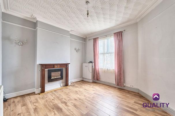 2 bedroom terraced house to rent - Photo 1