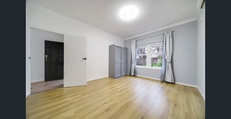 Large Family Home - Photo 3