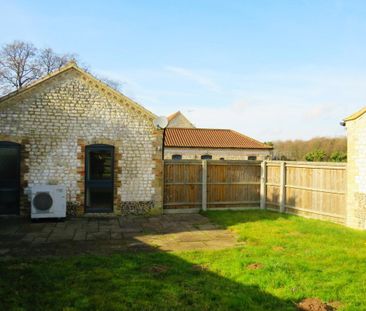 Mundford Road - Photo 6