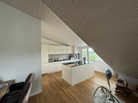 Moderne Dachwohnung in Bettwiesen zu vermieten! - Photo 3