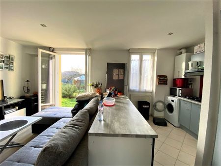 Location Appartement 3 pièces 44m² VANDOEUVRE LES NANCY 54500 - Photo 3