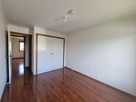 Exceptional Six-Bedroom Home Perfect For Large or Dual Families - Photo 5