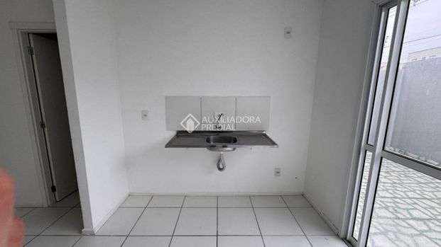 Casa em Condomínio com 2 quartos e 50m² para alugar em SÃO JOSÉ, Canoas. - Photo 1