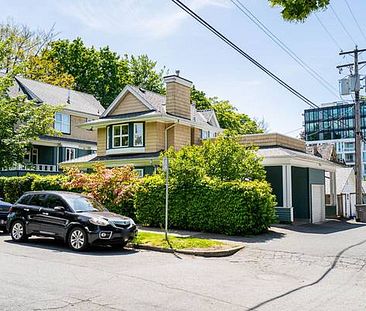 NEWLY REMODELED HERITAGE HOME IN MOUNT PLEASANT 2 Bed + 1 Den - Photo 1