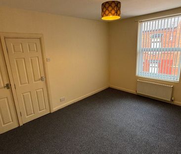 Marley Terrace, Leeds, LS11 8QS - Photo 5