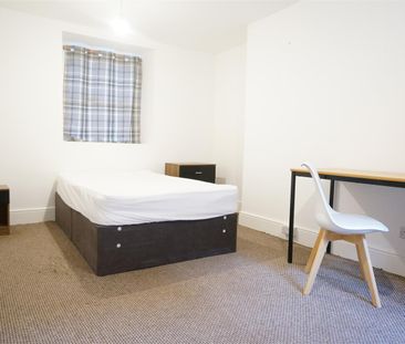 Basement Flat 54 Holyhead Road - Photo 3