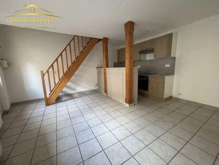 CHARLIEU DUPLEX T2 RUE JEAN JAURES - Photo 3