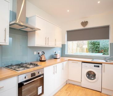 3 bedroom terraced house to rent - Photo 2