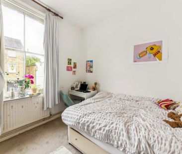 4 bedroom flat to rent - Photo 5