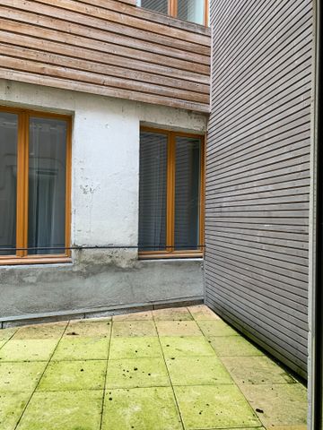 studio meublé en ville avec terrasse - Photo 2