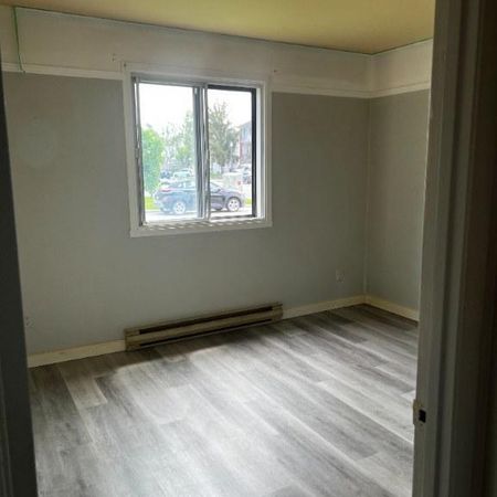 Logement 4 1/2 a louer - Saint-Constant - Photo 4