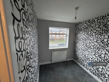 4 bedroom terraced house to rent - Photo 5