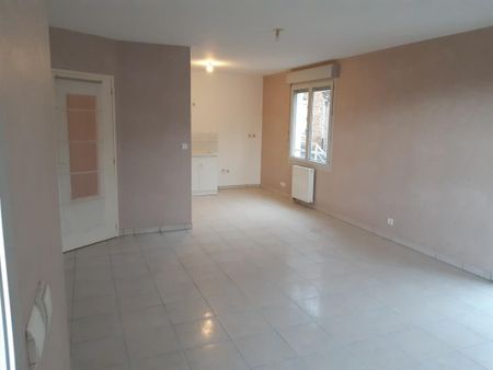 Appartement - T2 - THIZY LES BOURGS - Photo 3