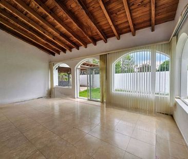 BALCONES JURIQUILLA EXCELENTE RESIDENCIA EN UN SOLO NIVEL RENTA Y V... - Photo 4
