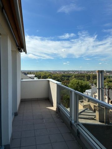Location Appartement 3 pièces 70m² NOGENT SUR MARNE 94130 - Photo 2