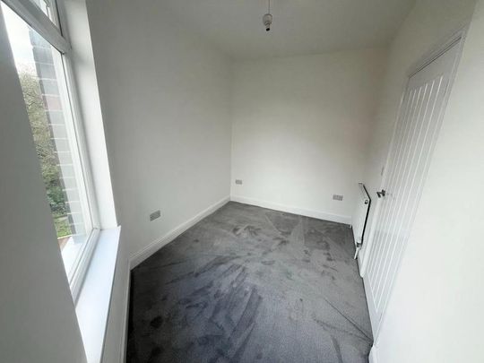 3 bedroom end of terrace house to rent - Photo 1