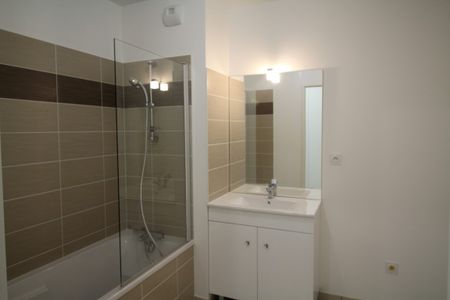 Location Appartement 3 pièces 66m² ST HERBLAIN 44800 - Photo 5