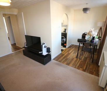 Howdale Road, - Photo 3