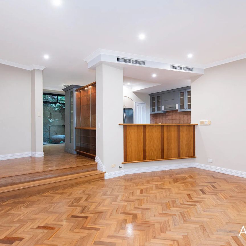 13 Hotchin Street, - Photo 1