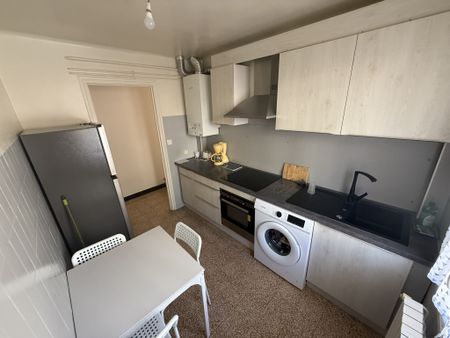 Agréable appartement F3 meublé avec cours - Photo 5