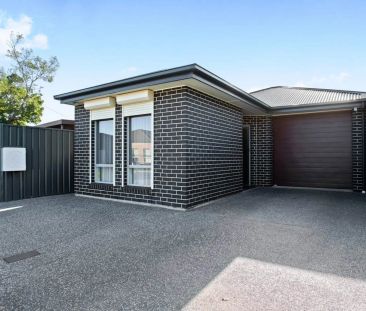 4B Smith Avenue, Woodville West. - Photo 2