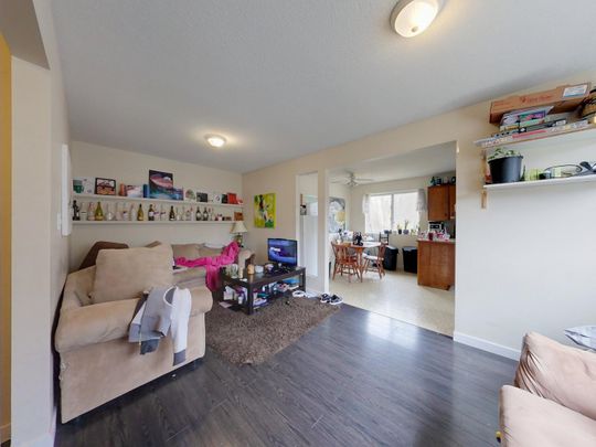 RM4-113 Calderwood Dr, Kingston, ON K7M 6L5 - Photo 1