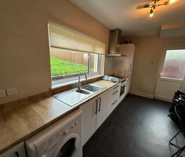 Maesyfelin, Llanelli, SA15 - Photo 1