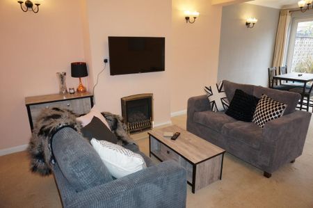 1 bedroom in a house share to rent - Photo 5