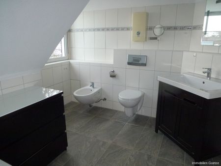 Wunderschöne Dachgeschosswohnung Nähe Nibelungenplatz in Braunschweig mit Balkon - Foto 5