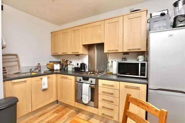 Dutton Court, Warrington, WA1 - Photo 1