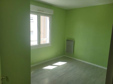 Location Appartement 3 pièces 68m² TRIEL SUR SEINE 78510 - Photo 2