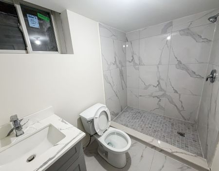 For Lease - 300 South Kingsway N/A Unit# Basement, Toronto, Ontario - Photo 5