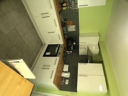 1 bedroom in a house share to rent - Photo 4