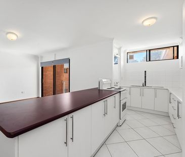 Coastal Lifestyle - Photo 1