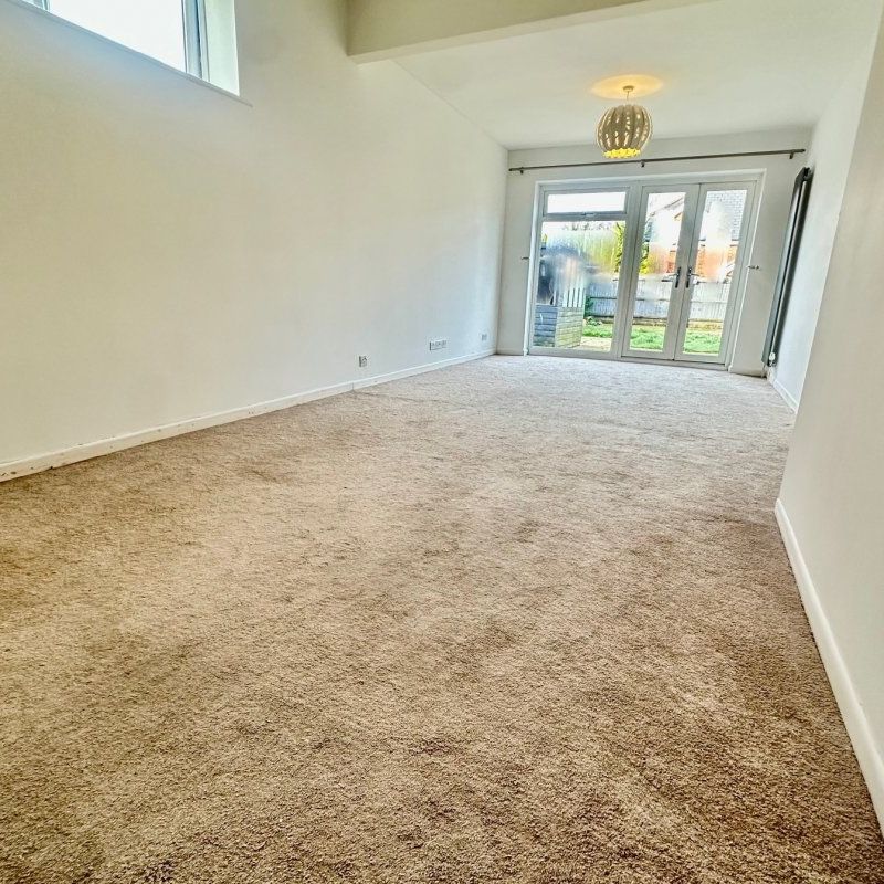 Ensbury Avenue - Photo 1