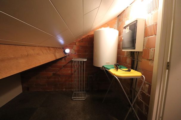 Een dakappartement met 1 slaapkamer op een rustige locatie in Beerse. - Photo 1