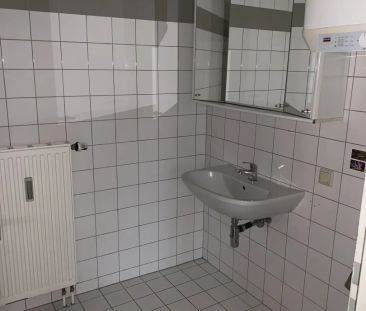 Gut aufgeteilte 2-Zimmer-Mietwohnung mit neuwertiger Küche im Zentr... - Foto 1