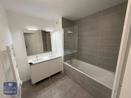 Appartement à louer 3 pièces 62.62m² - Photo 2