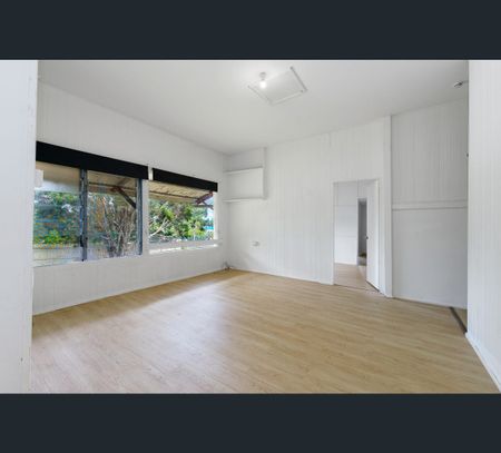16 Finucane Road, Capalaba, Qld 4157 - Photo 4