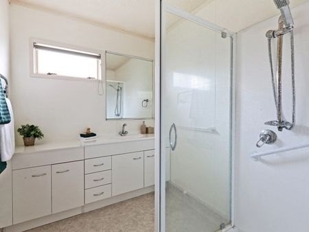 Gloucester Street, Taradale - Photo 5