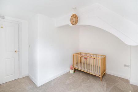 2 bedroom townhouse to rent - Photo 3