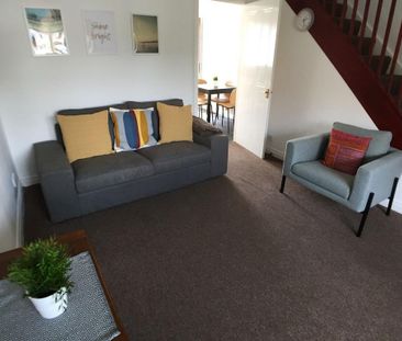 2 bedroom semi-detached house to rent - Photo 5