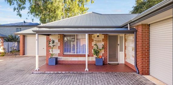 Spacious & Convenient 3-Bedroom Home in Payneham South - Photo 2