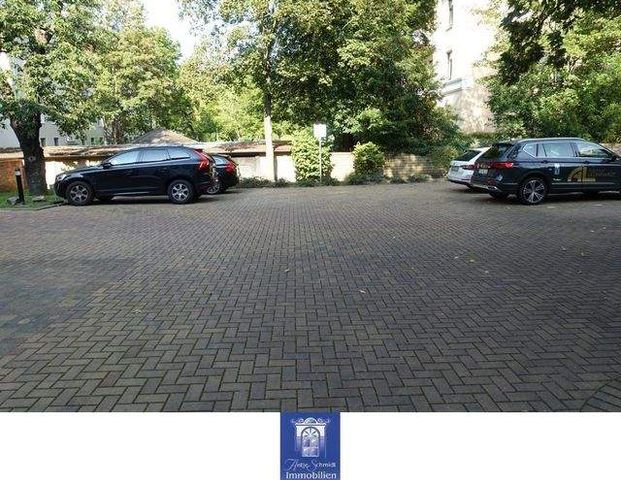 Großzügige 2-Zimmerwohnung mit Parkett und Balkon in Dresden-Plauen! - Photo 1