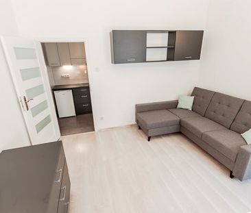 Łódź Łódź-Górna, Senatorska - Фото 1